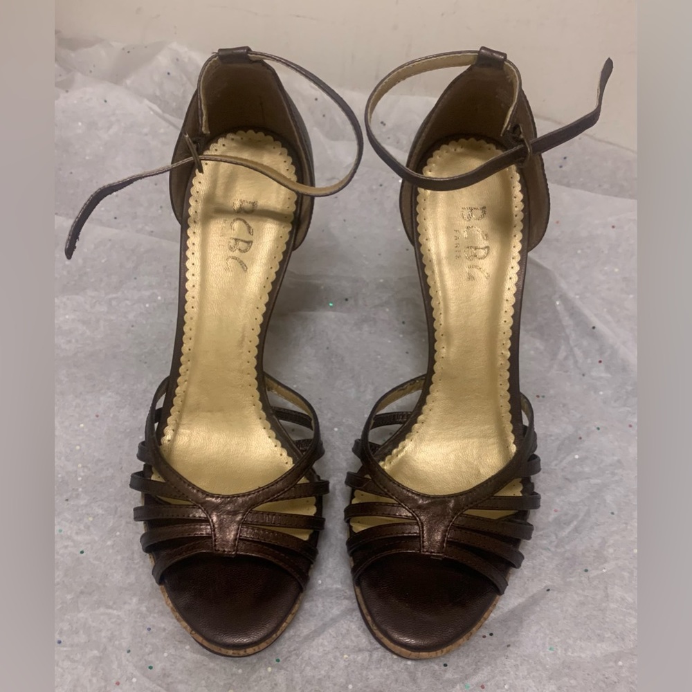 BCBG heels